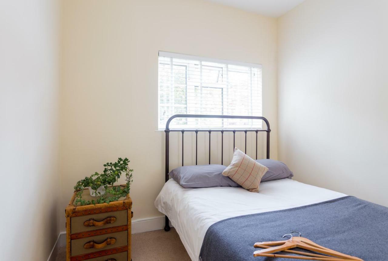 Appartement Logan Mews By Lime Street à Londres Extérieur photo